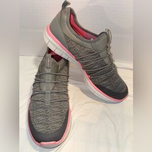 SKECHERS Synergy 2.0 – Simply Chic Grey/Pink Slip on Sneakers Sz 10